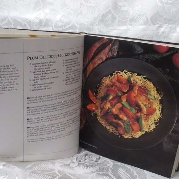 Hardcover Better Homes and Gardens Wok Cuisine Coo - Picture 6 of 7